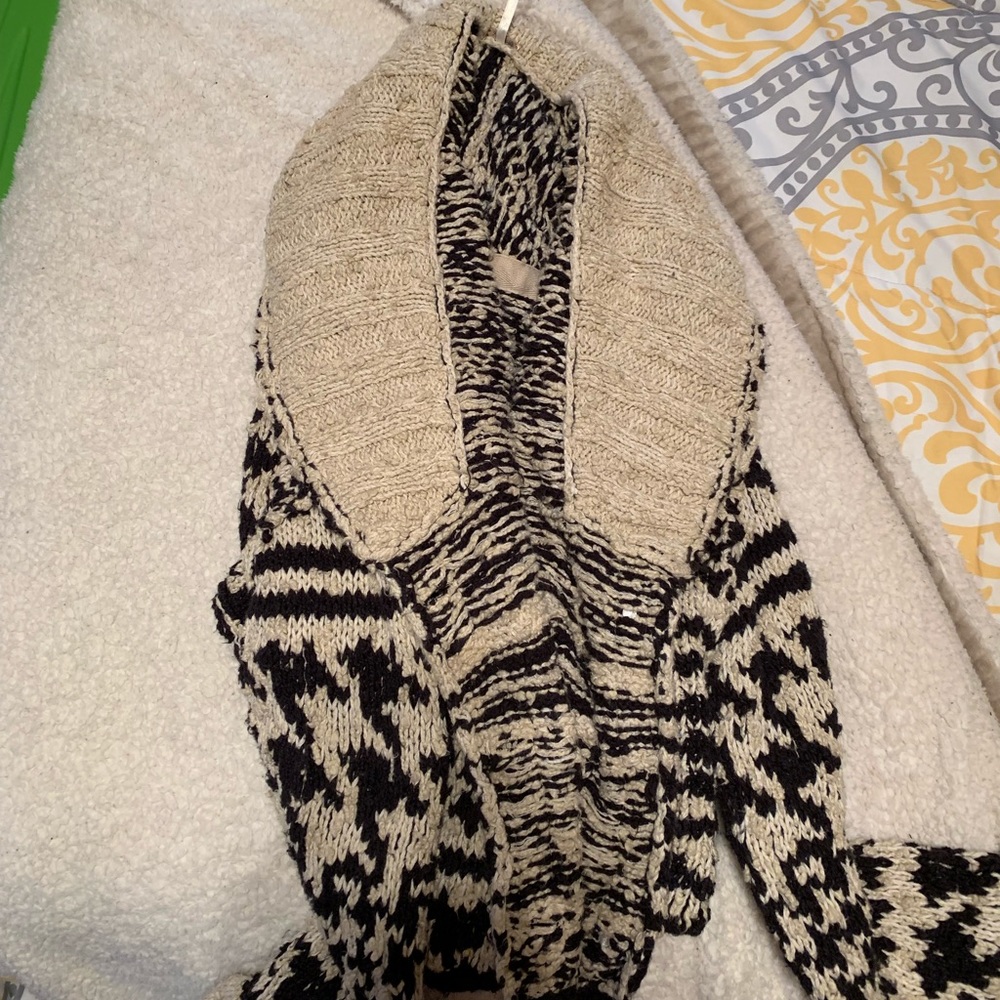Heavy open sweater